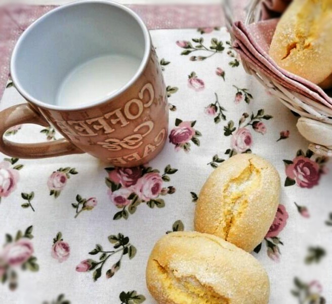 Biscuits à tremper | biscuits légers dans une tasse de lait