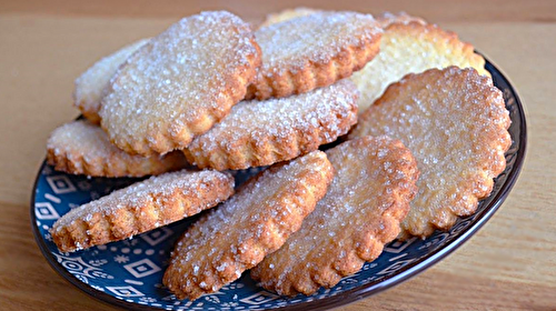 Biscuits au beurre de grand-mère recette de biscuits faits maison - Recette Mixte