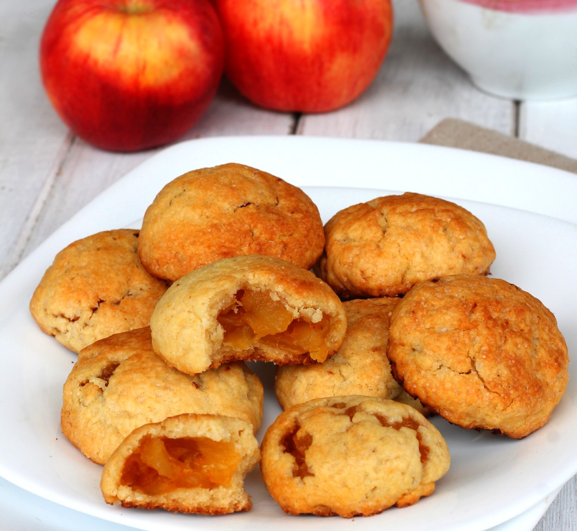 Biscuits aux pommes moelleux et légers |Recette Mixte | Biscuit