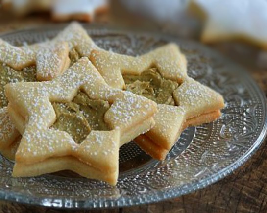 Biscuits de NOËL avec pistache facile et délicieux à faire | Recette Mixte