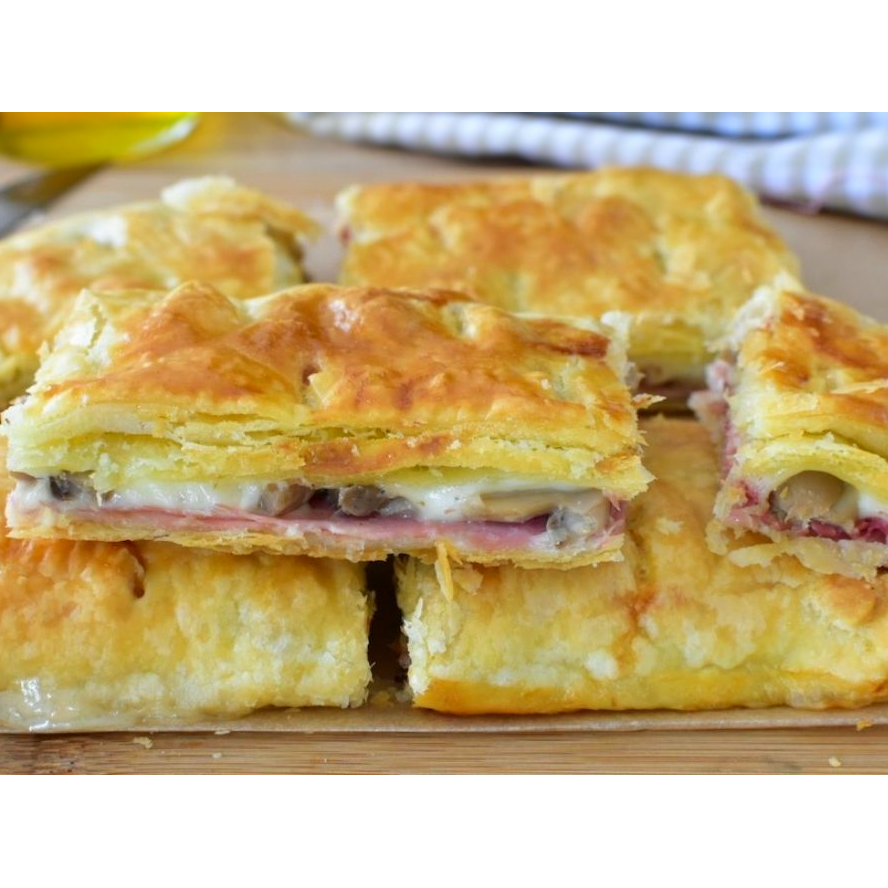 Feuilleté aux champignons et au jambon prête en 20 minutes ! - Recette Mixte