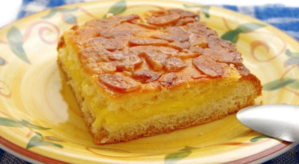 Gâteau à la frangipane : Recettes Faciles - Recette Mixte