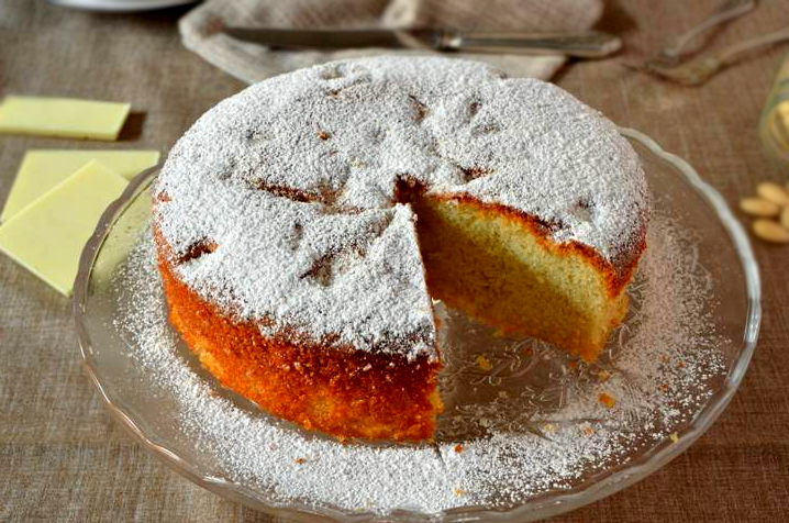 Gâteau au chocolat blanc et aux amandes - Recette Facile - Recette Mixte