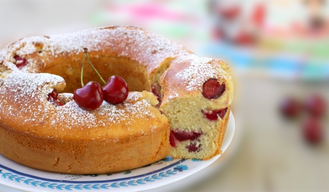 Gâteau aux cerises sans beurre - Délicieuses cerises - Recette Mixte