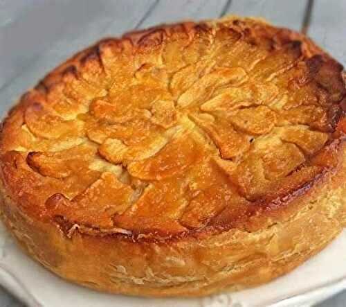 Gâteau aux pommes à la saveur délicate - Facile Et Rapide