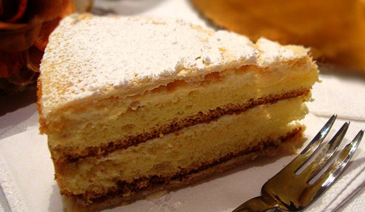 Gâteau italien simple et appétissant- Recette Mixte - Gâteau