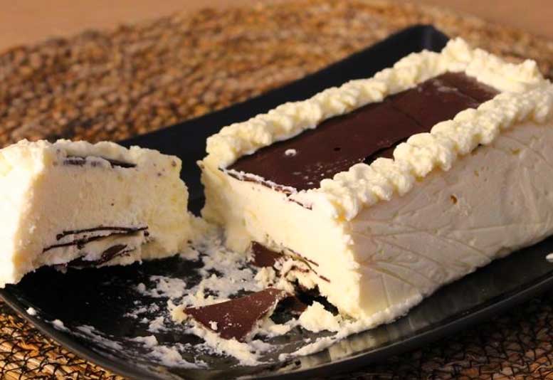 Glace façon viennetta crème et chocolat - Recette Rapide - Recette Mixte