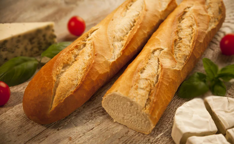 Pain baguette maison sans machine - Recette facile