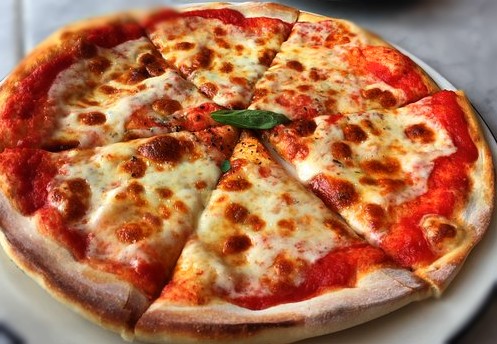 Pizza 5 fromages | Recette Mixte | rapide et facile - Recette WW