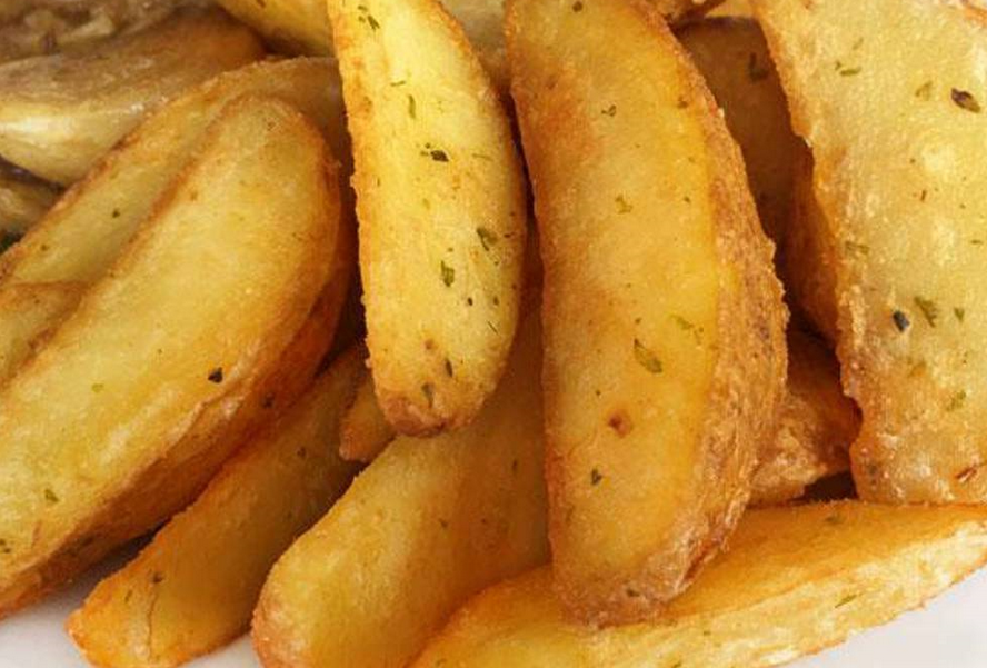 Pommes de terre dorées et croustillantes à la saveur épicée | Recette Mixte