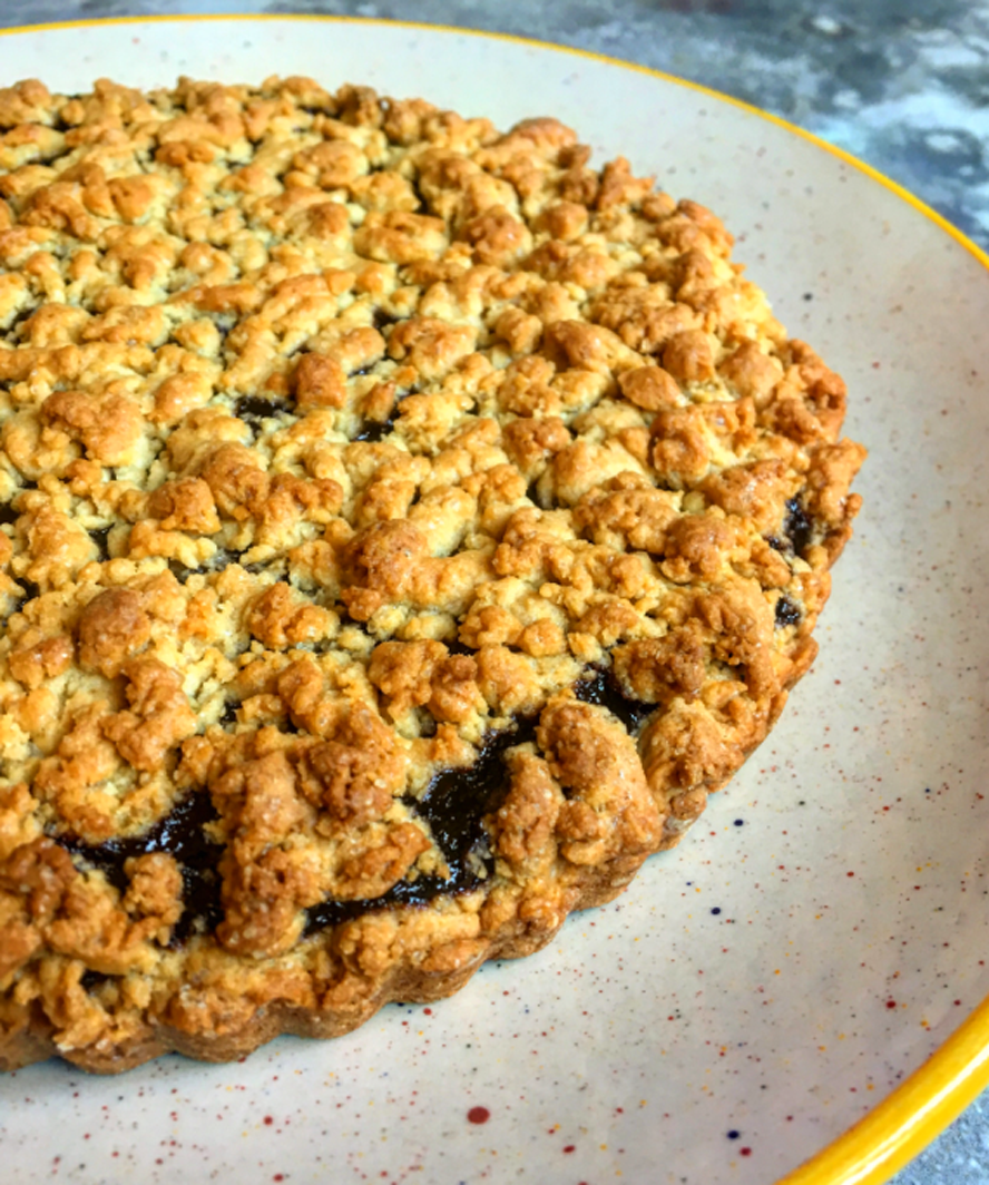 Tarte crumble aux poires et aux amandes - Recette Facile - Recette Mixte