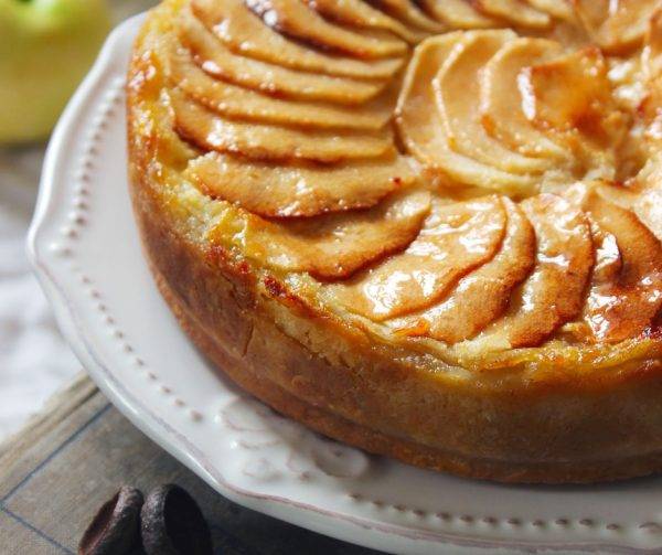 Tarte flan aux pommes à l'ancienne sans sucre - Cuisine Facile