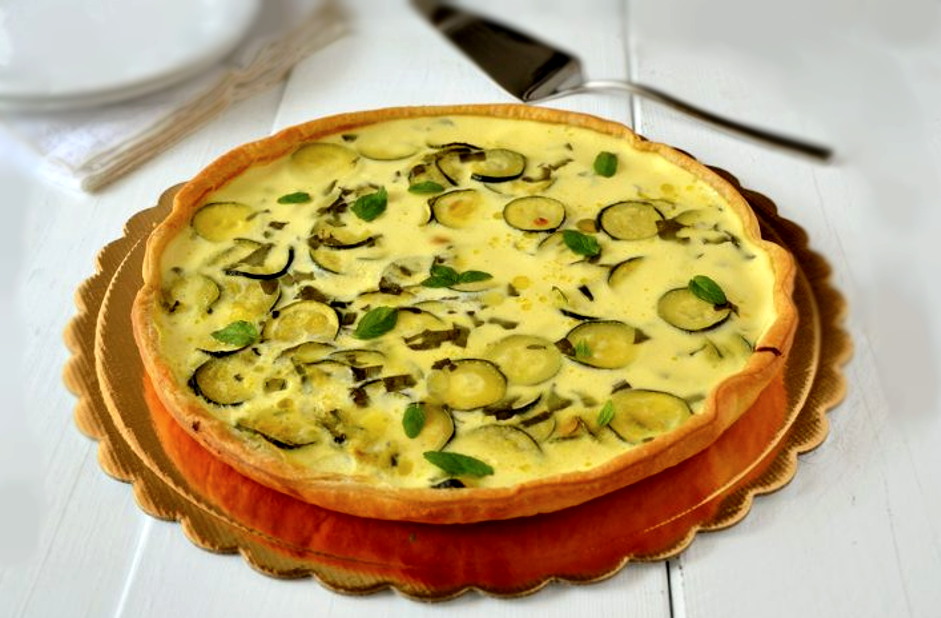 Tarte salée aux courgettes et au yaourt facile - Recettes faciles