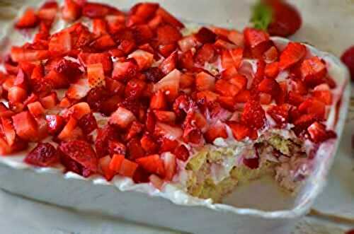 Tiramisu fraise yaourt - DESSERTS - Recette Mixte