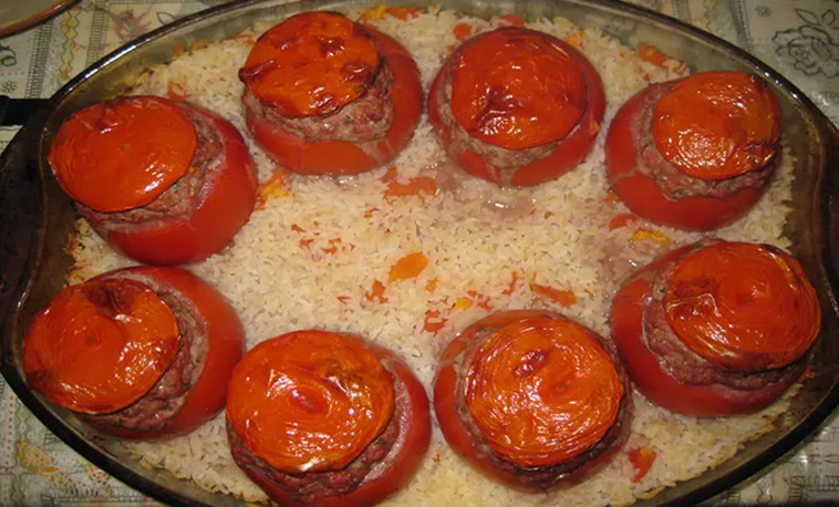 Tomates farcies traditionnelles - Plat - Simple et rapide