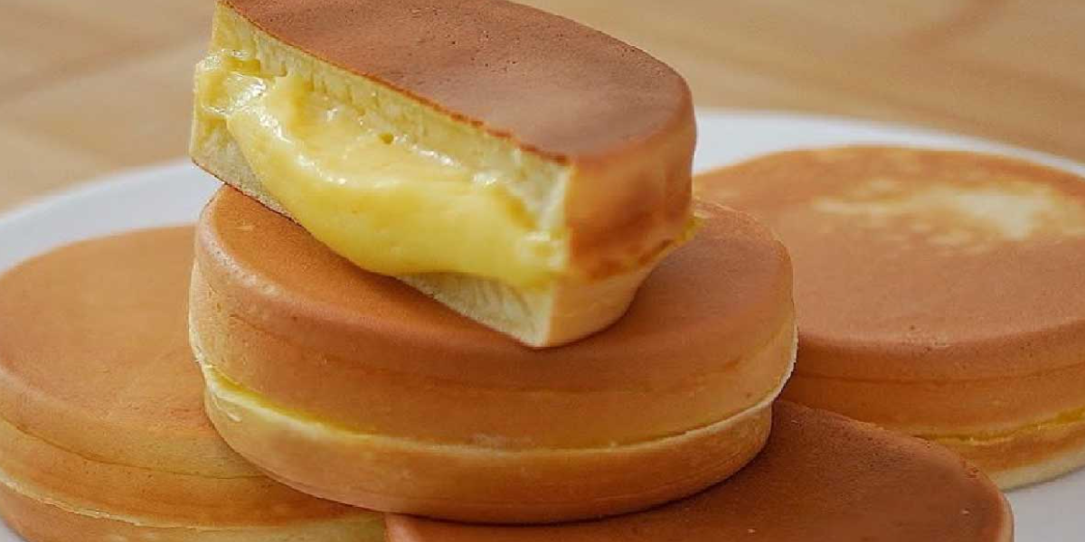 Pancakes Gourmands Fourrés à la Crème Anglaise : Un Délice