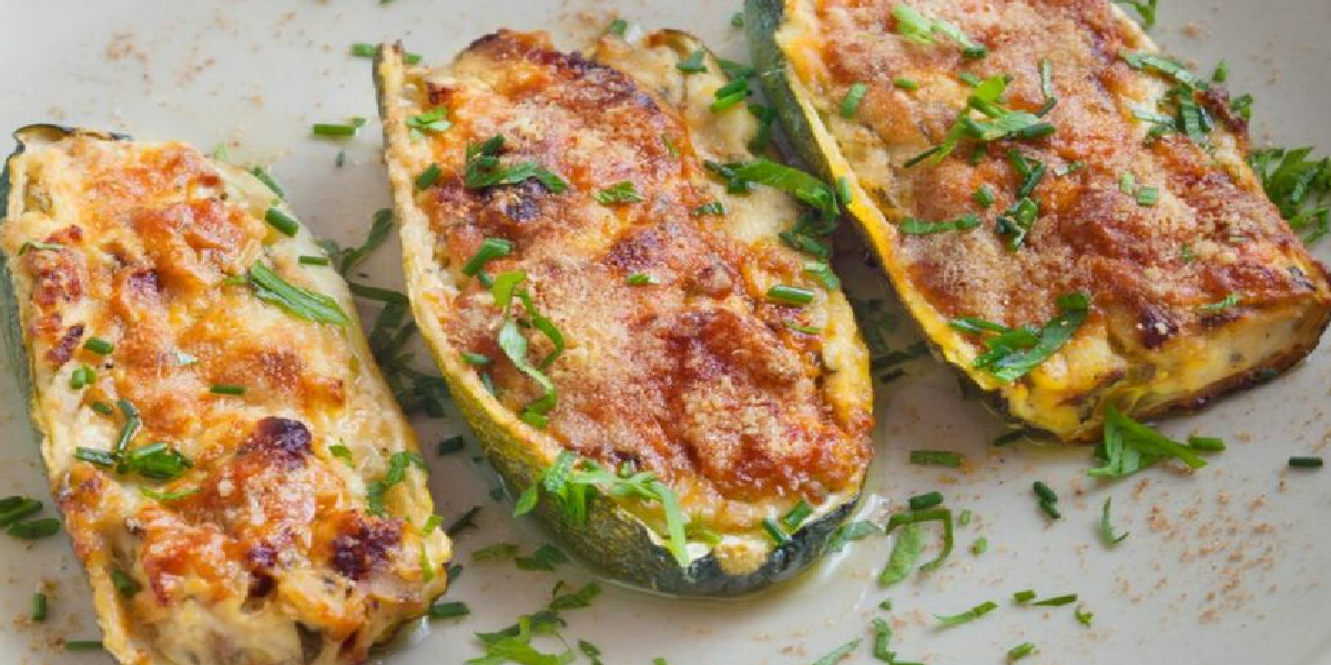 Courgettes farcies a la ricotta et au lardons