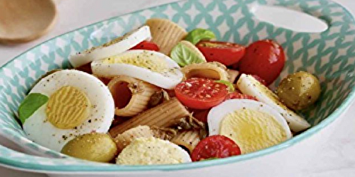 Salade Estivale de Pâtes, Tomates et Œufs Durs : légère et super bonne