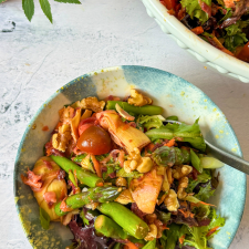 Salade-repas classique d'été