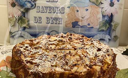  Gâteau Moelleux aux Pommes et aux Amandes / Bolo Macio de Maçã e Amêndoa