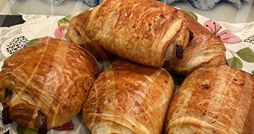 Pains au chocolat de Cyril Lignac / Pães de Chocolate de Cyril Lignac