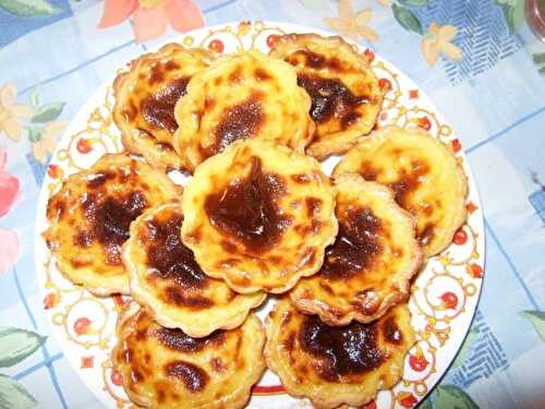 Pasteis de Nata / cakes de nata