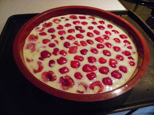 Gâteau aux cerises sans gluten et sans lactose