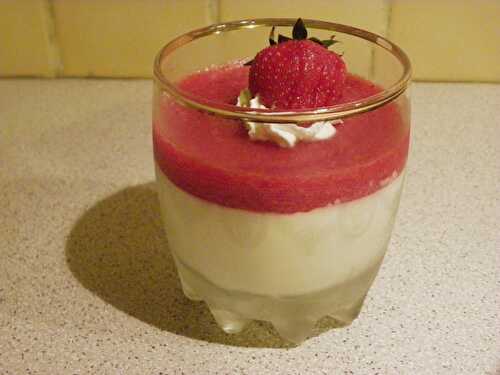 Panna cotta vanille coulis de fraise