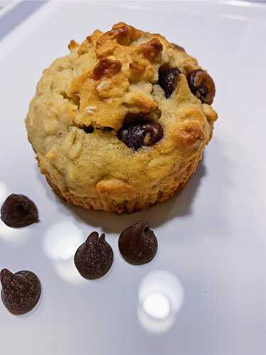 Muffins au gruau, compote de pommes, yogourt et pépites de chocolat