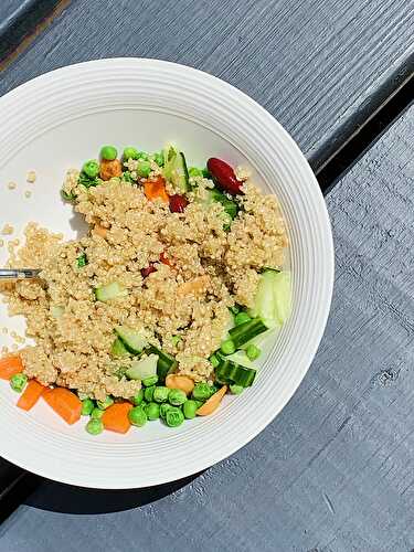 Salade de quinoa aux haricots rouges et noix de cajou | Les Zackardises