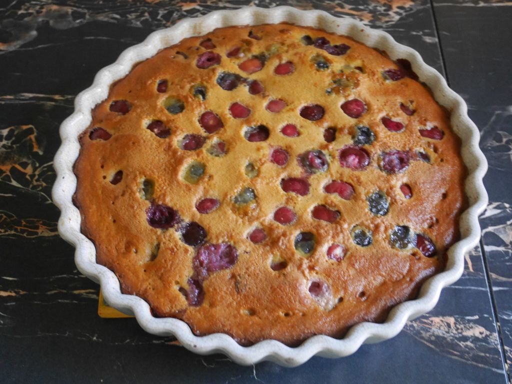 CLAFOUTIS AUX CERISES