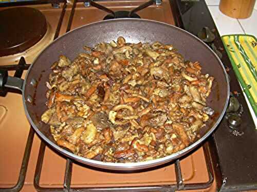 POELEE DE CHAMPIGNONS
