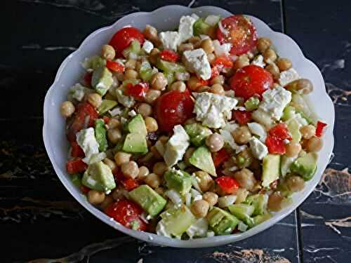 SALADE DE POIS CHICHE ET TOMATES CERISES