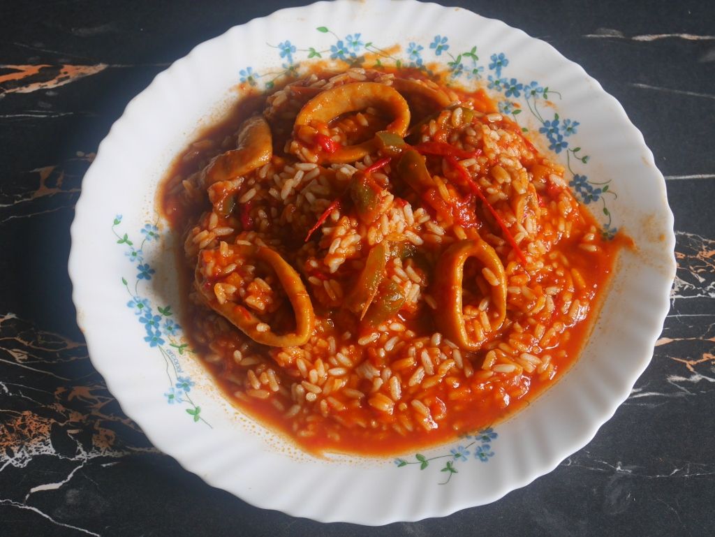 CALAMARS A LA BASQUAISE