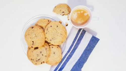Ma meilleure recette de cookie aux pépites de chocolat noisettes et noix de pécan - Lily Gourmandises