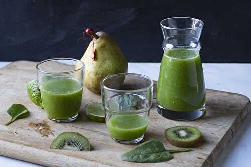 Smoothie kiwi poire et épinard