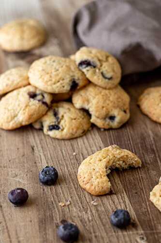 Biscuits aux myrtilles et au citron