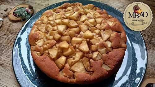 Gâteau aux pommes et épices douces - Recette Cyril Lignac
