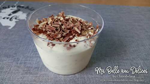 Mousse au Chocolat Blanc Stracciatella - Recette Cyril Lignac
