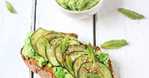 Mes tartines aux petits pois et aux courgettes 