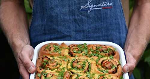 Pains roulés aux oignons (onion rolls)