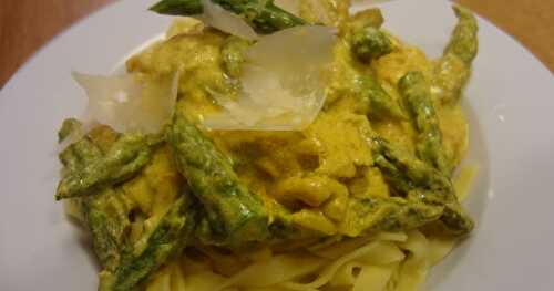 Tagliatelles au saumon (à ma façon)