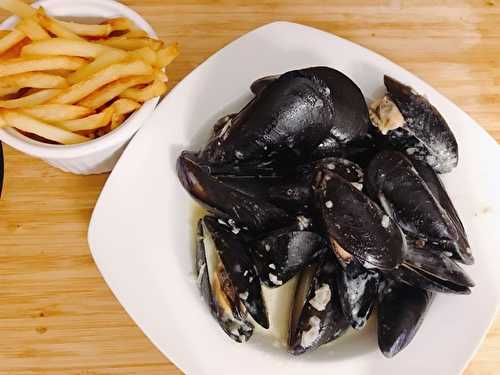 Les moules au Roquefort