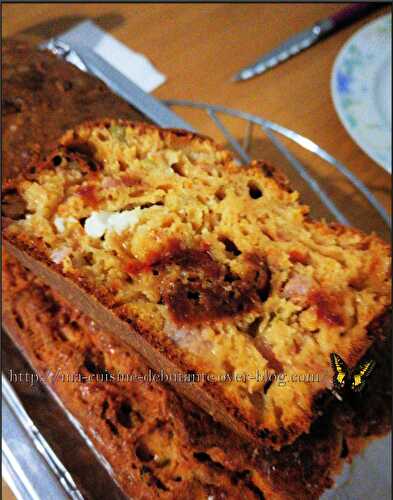 Cake à la tomate séchée et feta