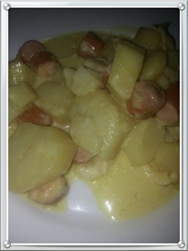 Pommes de terre aux knacki fromage tartiflette