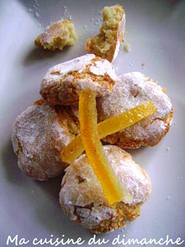 Amaretti à l’orange confite