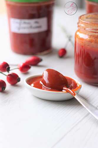 Confiture de baies d’églantiers (Cynorrhodons ou « grattes-cul »)