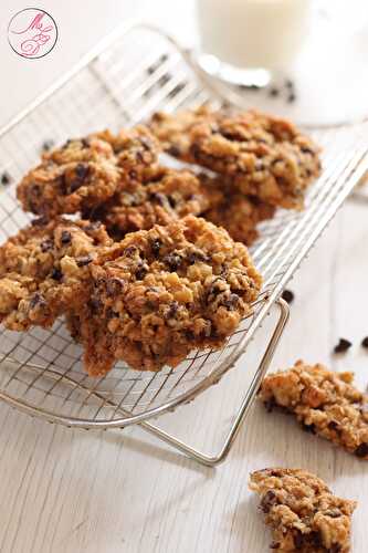 Cookies croustillants aux flocons d’avoine, noisettes et pépites de chocolat