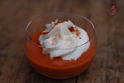 Gaspacho et son espuma de chèvre