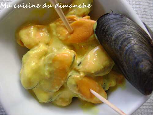 Moules à la crème & au curcuma